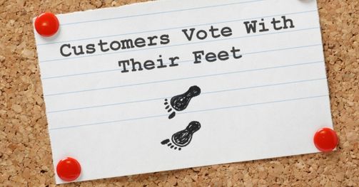 Image of a index card that sales customers vote with their feet - about why losing customers happens fast from one bad experience