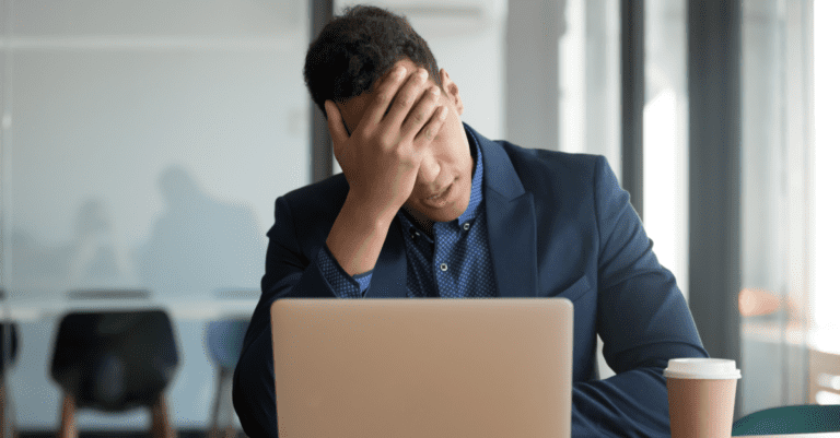 why customer service destroys salespeople