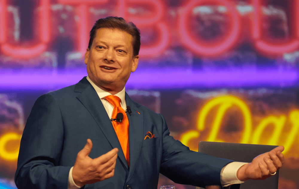 Image of Jeb Blount - CEO of Sales Gravy. Sales Gravy training, consulting, coaching and fractional sales leadership is built on Jeb's methodology. Jeb Blount rewrote the playbook for modern sales.