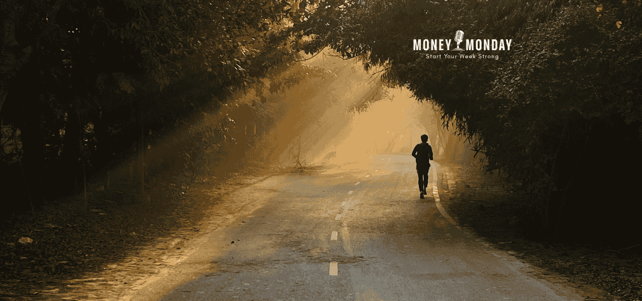 Jeb Blount Jr. from Sales Gravy, the number one sales training company, illustrates the pacing paradox and why sales prospecting consistency wins the quarter