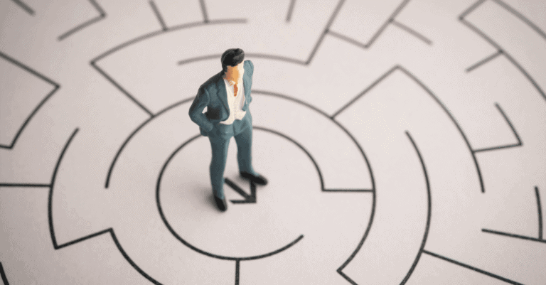 Jeb Blount of Sales Gravy, the number one sales training organization, and best-selling author of Fanatical Prospecting, discusses sales compensation strategy on the Ask Jeb podcast.