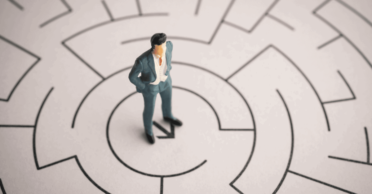 Jeb Blount of Sales Gravy, the number one sales training organization, and best-selling author of Fanatical Prospecting, discusses sales compensation strategy on the Ask Jeb podcast.