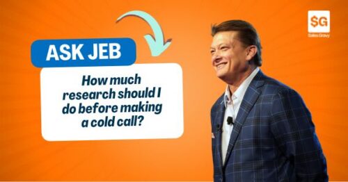 Image of Jeb Blount training salespeople how to research and prepare for cold calls in Fanatical Prospecting Training